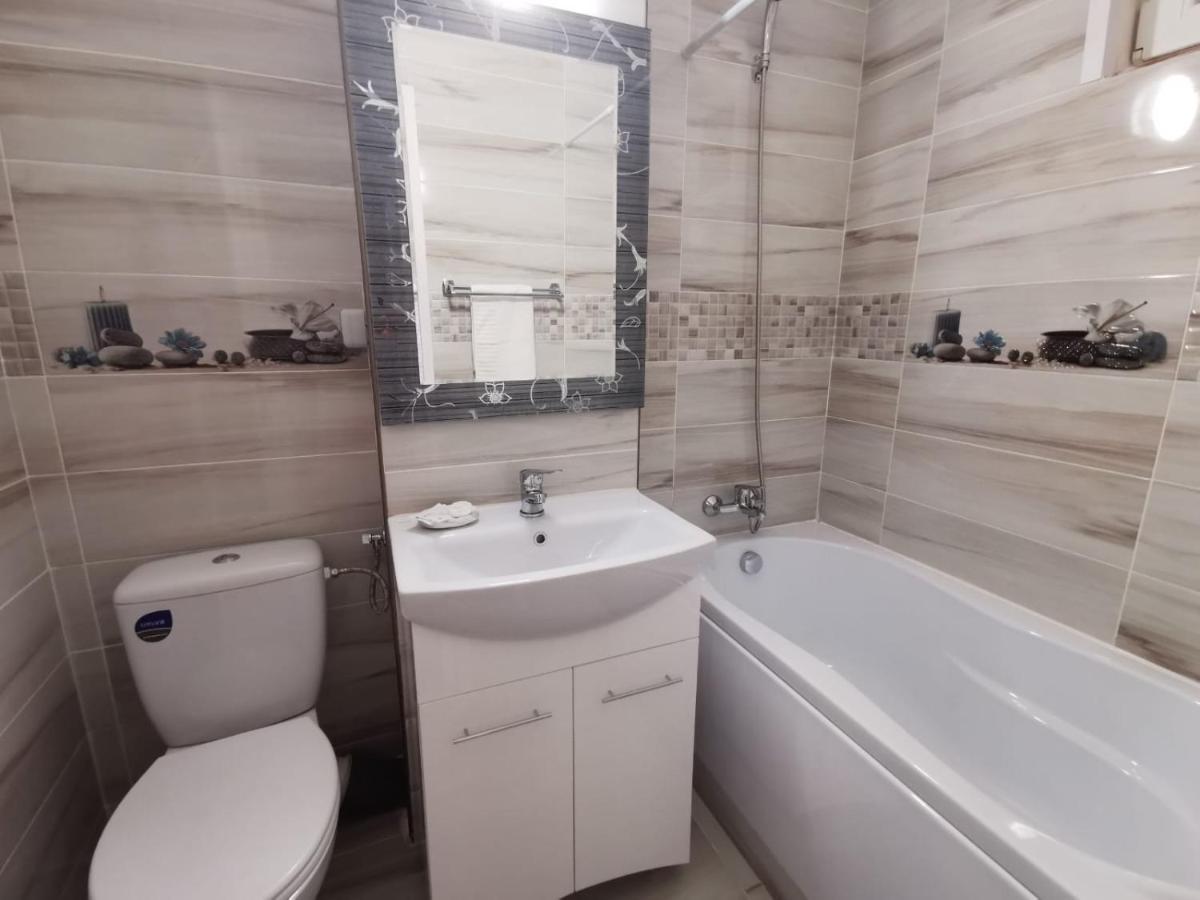 Apartament Carla-Maria Deva Exteriör bild