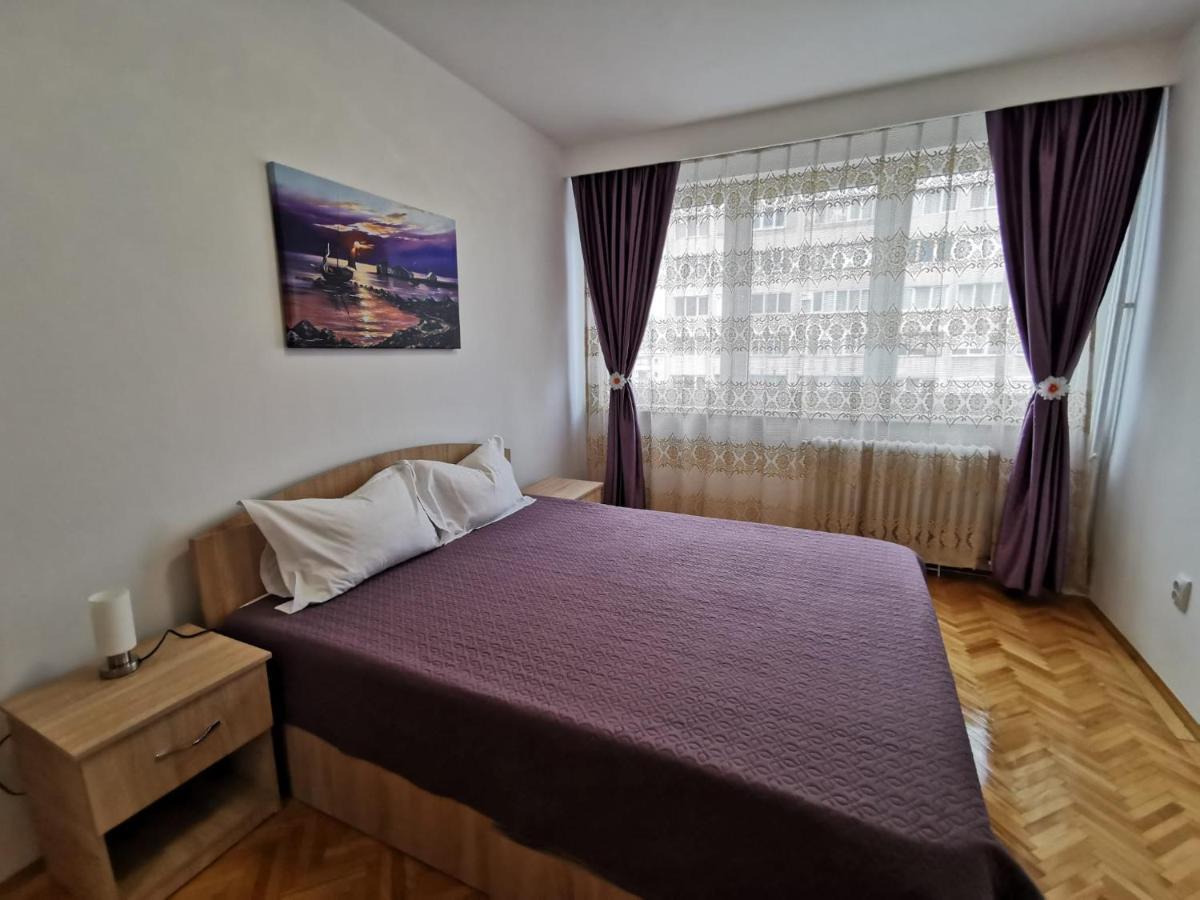 Apartament Carla-Maria Deva Exteriör bild