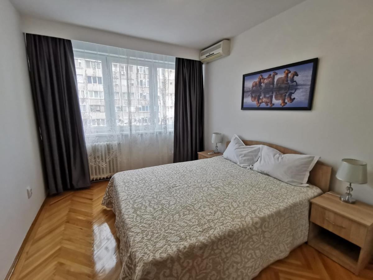 Apartament Carla-Maria Deva Exteriör bild